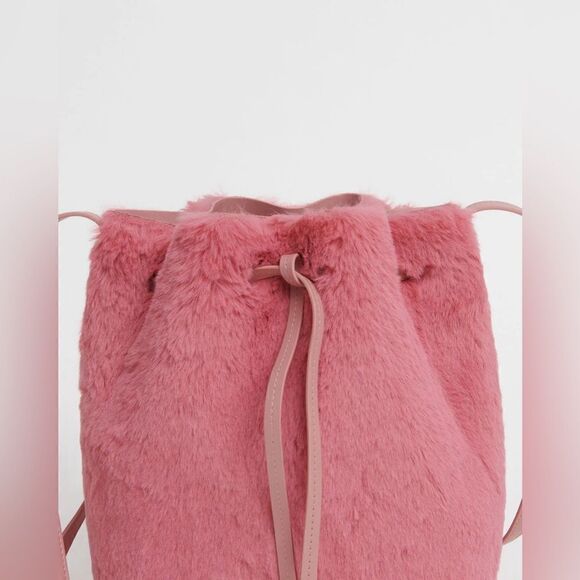 Mansur Gavriel Faux Fur Bucket Bag NWT - Picture 4 of 14